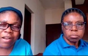 Las Hnas. Philomina Okwu y Theresa Anosike, durante la entrevista con Vatican Radio Crédito: Vatican News