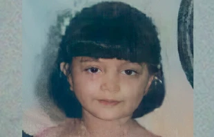 Niña Ruiz-Abad, adolescente filipina fallecida a los 13 años que podría ser declarada santa. Crédito: Diócesis de Laog / Dominio público.