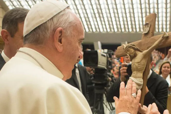 La historia del niño y la piedra que el Papa dedica a quienes creen que Dios no escucha