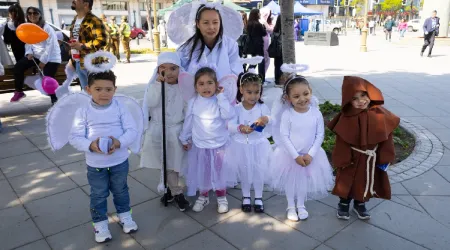 Niños de Concepción en la Fiesta de la Luz