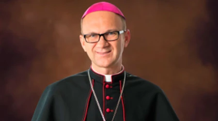 Obispo electo de Hamilton en Canadá.