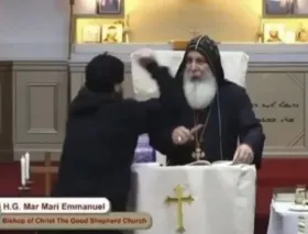 Obispo ortodoxo es apuñalado durante una Misa en Sydney