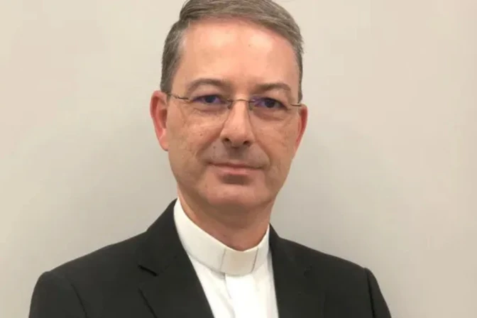 Mons. Evandro Campos Maria nuevo Obispo Auxiliar de Belo Horizonte.