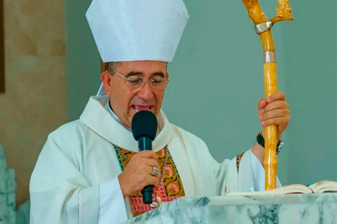 Obispo de Buenaventura, Mons. Rubén Darío Jaramillo.