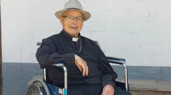 Mons. Mario Busquets Jordá +, Obispo Prelado Emérito de Chuquibamba en Perú.