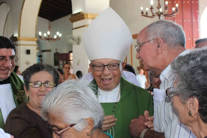 Mons. Héctor Luis Peña Gómez +, Obispo Emérito de Olguín (Cuba)