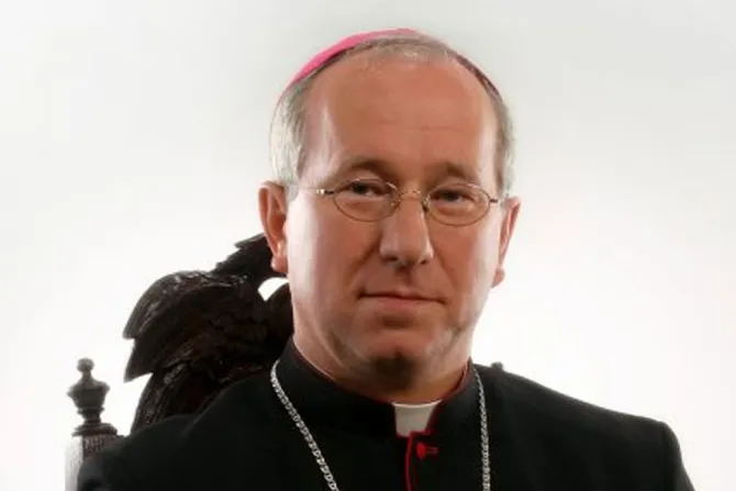 Obispo polaco acusado de mal manejo de acusaciones de abusos 11032024