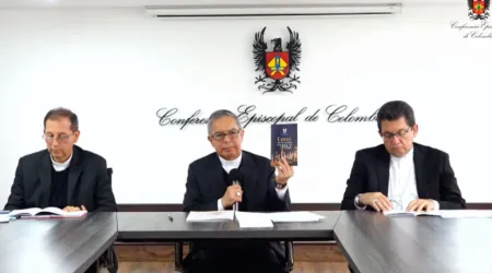 Los obispos de Colombia presentan el documento “Luces en el camino de la paz”.