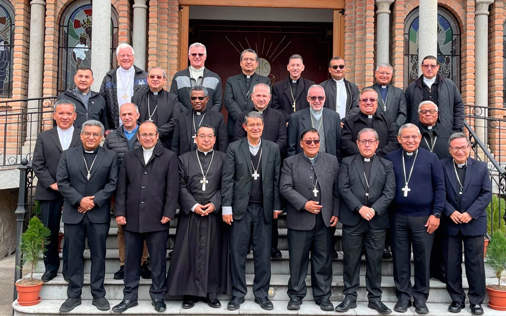 Los obispos de Ecuador en su asamblea plenaria.?w=200&h=150