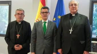 Obispos de España y ministro de la presidencia Félix Bolaños.