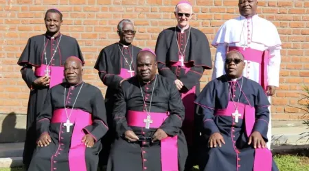 Obispos de Malawi.