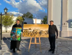 Artista dona dos obras a santuario para que su don pueda ayudar a los demás