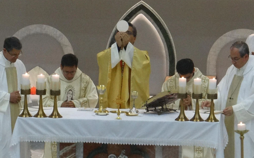 Mons. David de la Torre en la Misa inaugural de la asamblea de los obispos de Ecuador.?w=200&h=150