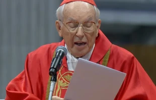 La Misa la presidió el cardenal Re, el mismo que presidió el funeral de Francisco el pasado 26 de abril Crédito: captura de pantalla Vatican Media