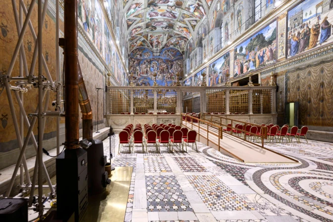 Cuando un candidato acepta el resultado y comunica el nombre pontificio que ha elegido, se genera la fumata blanca