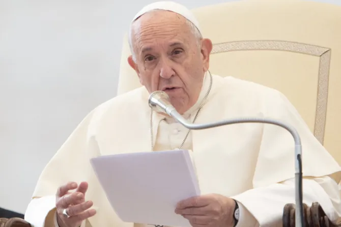 Papa Francisco reitera compromiso de la Iglesia para investigar abusos sexuales
