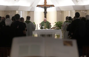 El Papa Francisco en la Misa de la Casa Santa Marta. Foto: Vatican Media  