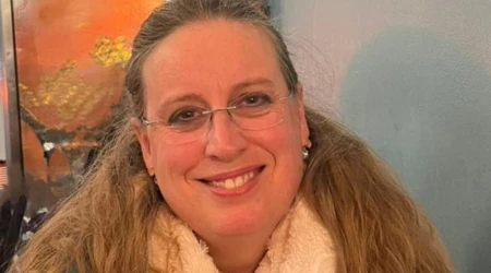 Olga Domínguez es comisaria de las exposiciones desarrolladas por San Carlo Acutis sobre la Eucaristía y la Virgen.