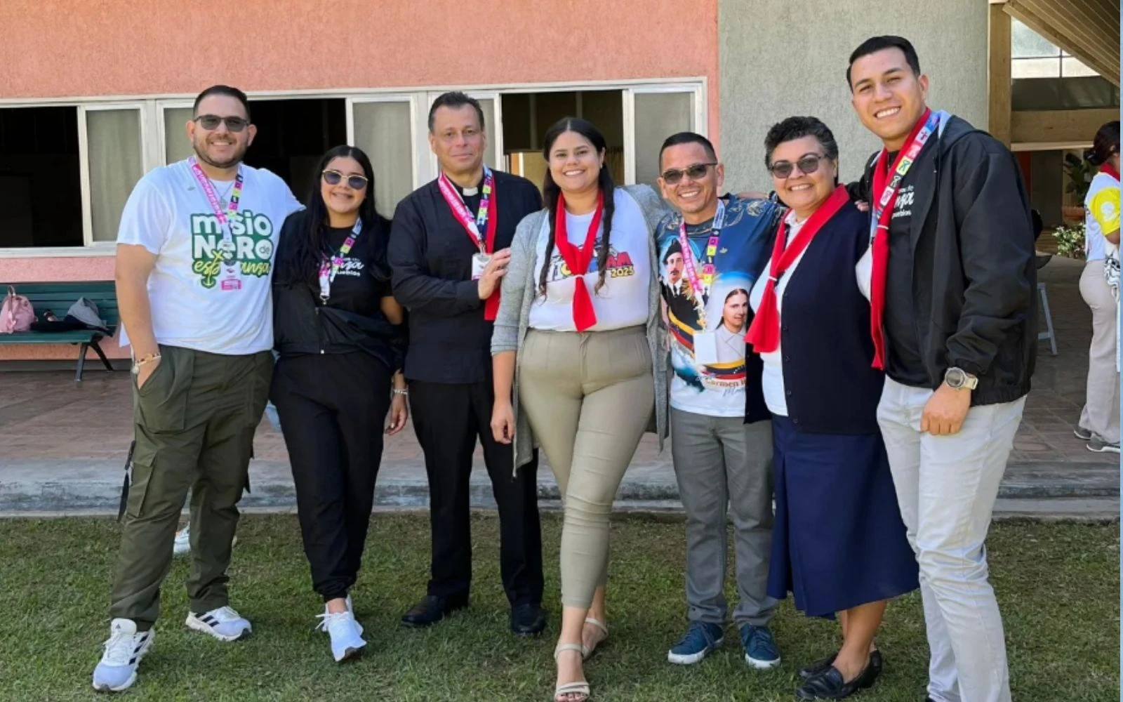 Miembros de las OMP Venezuela junto al P. Ricardo Guillén, director nacional.?w=200&h=150