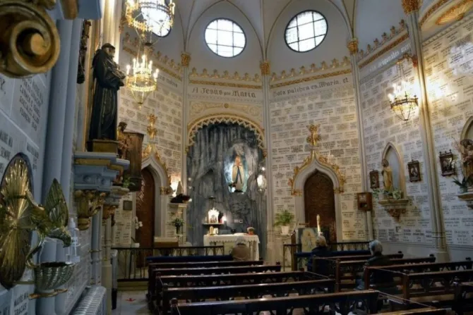 El Oratorio de Lourdes en Madrid, a punto de cerrar sus puertas.