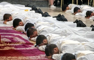 Imagen referencial de ordenaciones sacerdotales. Crédito: Regnum Christi España