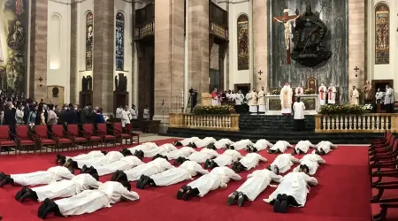 Cada vez más sacerdotes en Italia son extranjeros