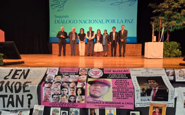 Organizadores del Segundo Diálogo Nacional por la Paz, realizado en la universidad jesuita ITESO, en Guadalajara (México). Crédito: Belén Zapata/ACI Prensa.