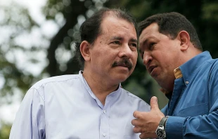 Daniel Ortega, presidente de Nicaragua, junto a Hugo Chávez, fallecido expresidente de Venezuela Shutterstock - Harold Escalona