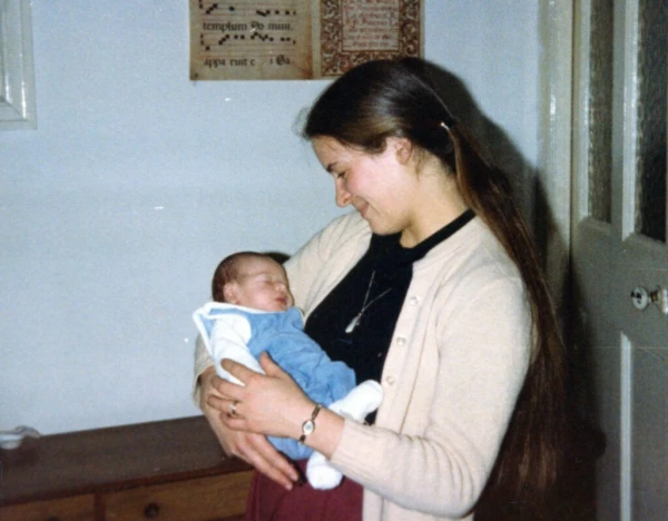 A Ruth Pakaluk le encantaba ser madre. Crédito: Cortesía de la familia Pakaluk.