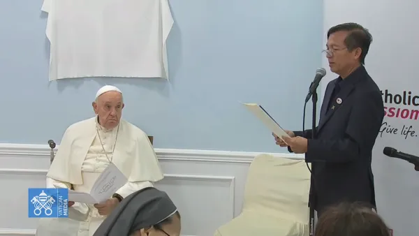 Mensaje de bienvenida al Papa Francisco del Hermano Andrew Tran Le Phuong. Crédito: Captura de video / Vatican Media.