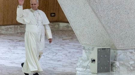 El Papa llega al Aula Pablo VI para la Audiencia General