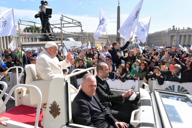 El Papa Francisco durante el evento con los miembros de Acción Católica