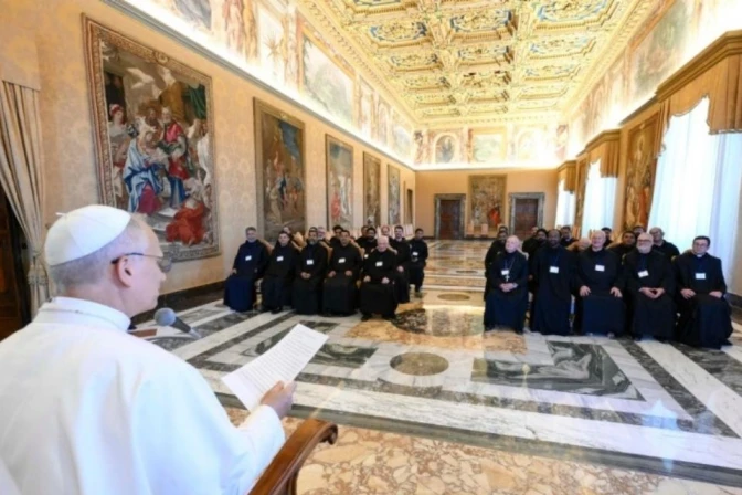 León XIV en audiencia con los Vallombrosanos
