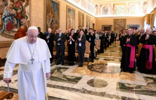 El Papa Francisco recibe a capellanes y responsables de pastoral universitaria en el Vaticano Crédito: Vatican Media