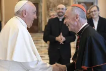 El Papa Francisco con el Cardenal Ladaria.