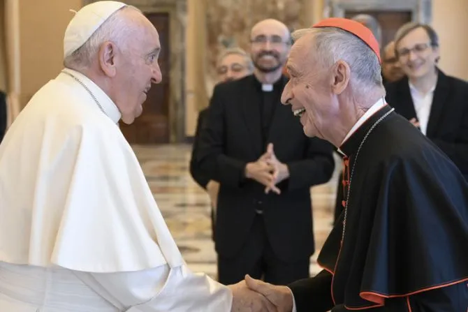 El Papa y el Cardenal Ladaria