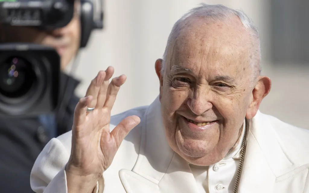 El Papa Francisco alienta a promover el estudio del Catecismo de la Iglesia Católica.?w=200&h=150