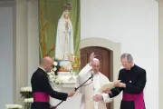 En el Día de la Madre el Papa Francisco confía a las mamás a la protección de la Virgen María