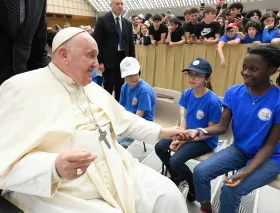 El Papa Francisco a jóvenes: “Estáis llamados a ser protagonistas y no espectadores del futuro”