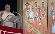 El Papa Francisco en el Ángelus de hoy y mártires beatificados en Sevilla