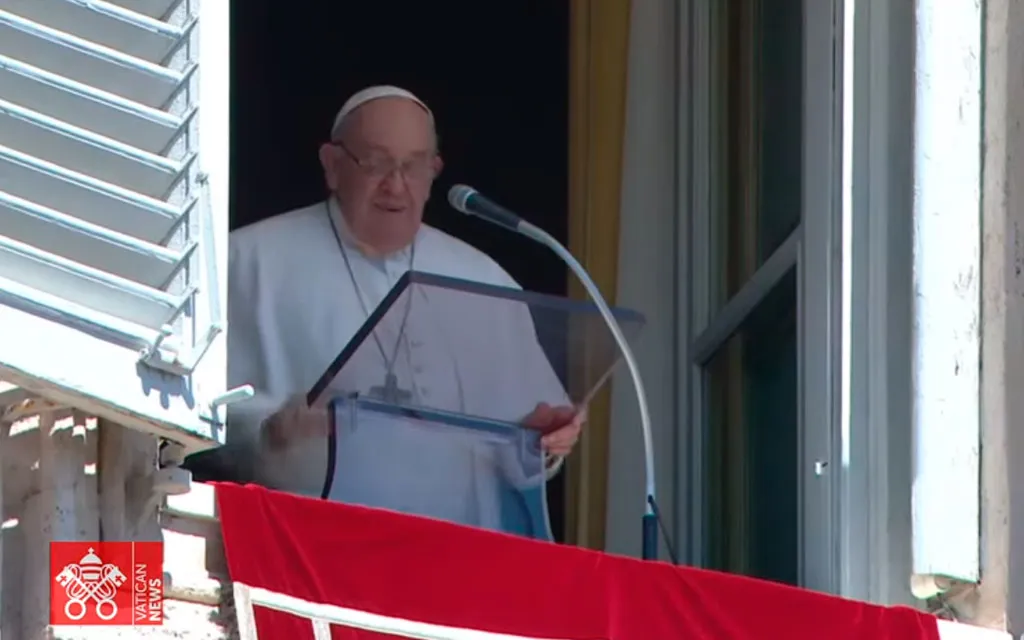 El Papa Francisco en el rezo del Regina Caeli en el Vaticano hoy, Domingo de la Divina Misericordia?w=200&h=150