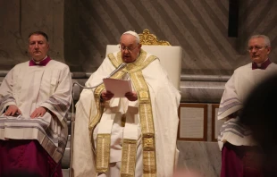 Papa Francisco en las Vísperas de la Solemnidad de María Santísima Madre de Dios en la Basílica de San Pedro. Crédito: Elizabeth Alva / ACI Prensa.
