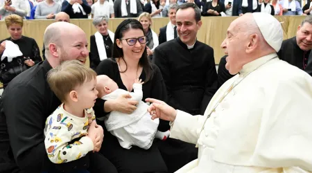 El Papa Francisco con los peregrinos de Hungría este 25 de abril