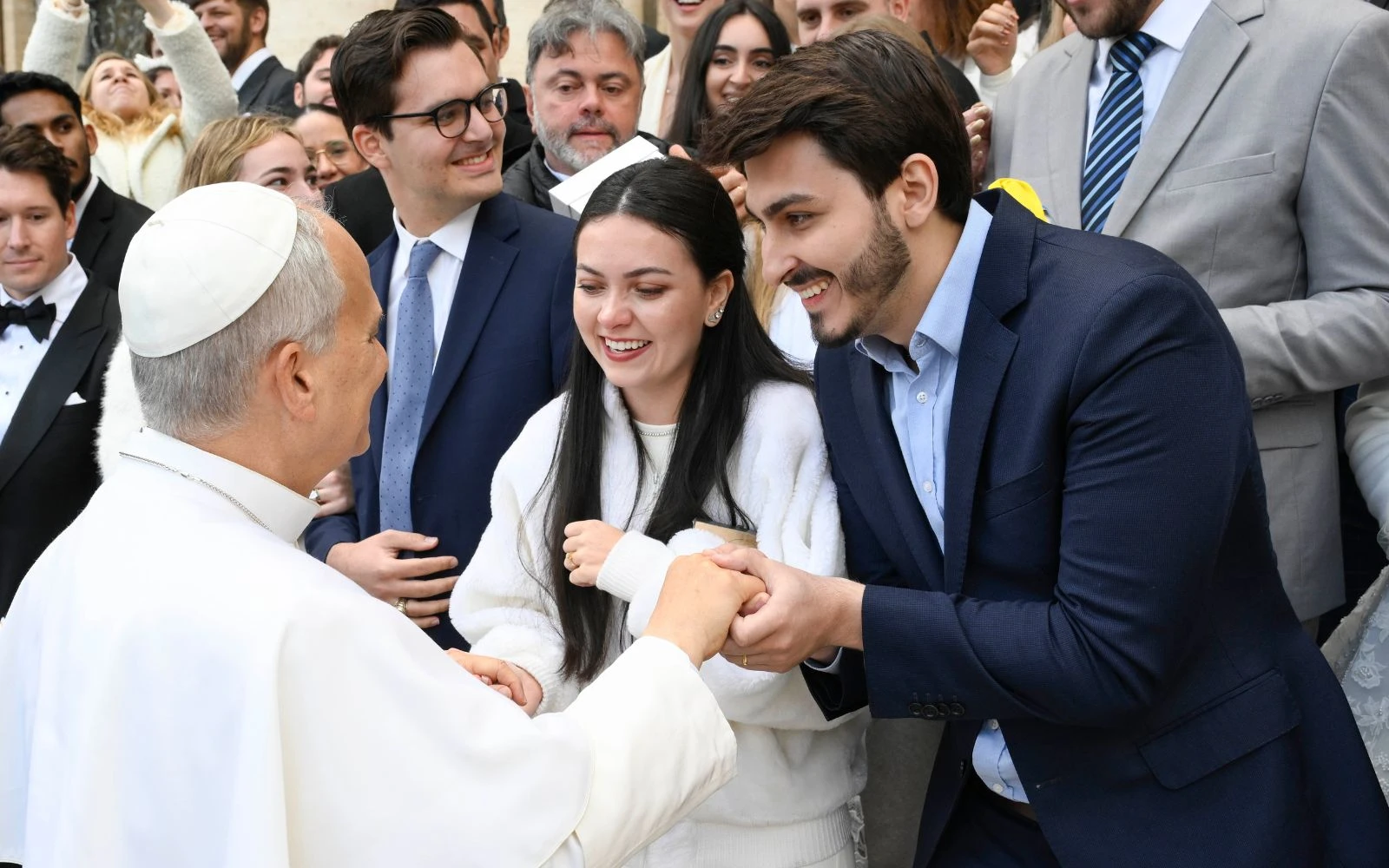 Imagen referencial del Papa León XIV con jóvenes durante una Audiencia General?w=200&h=150