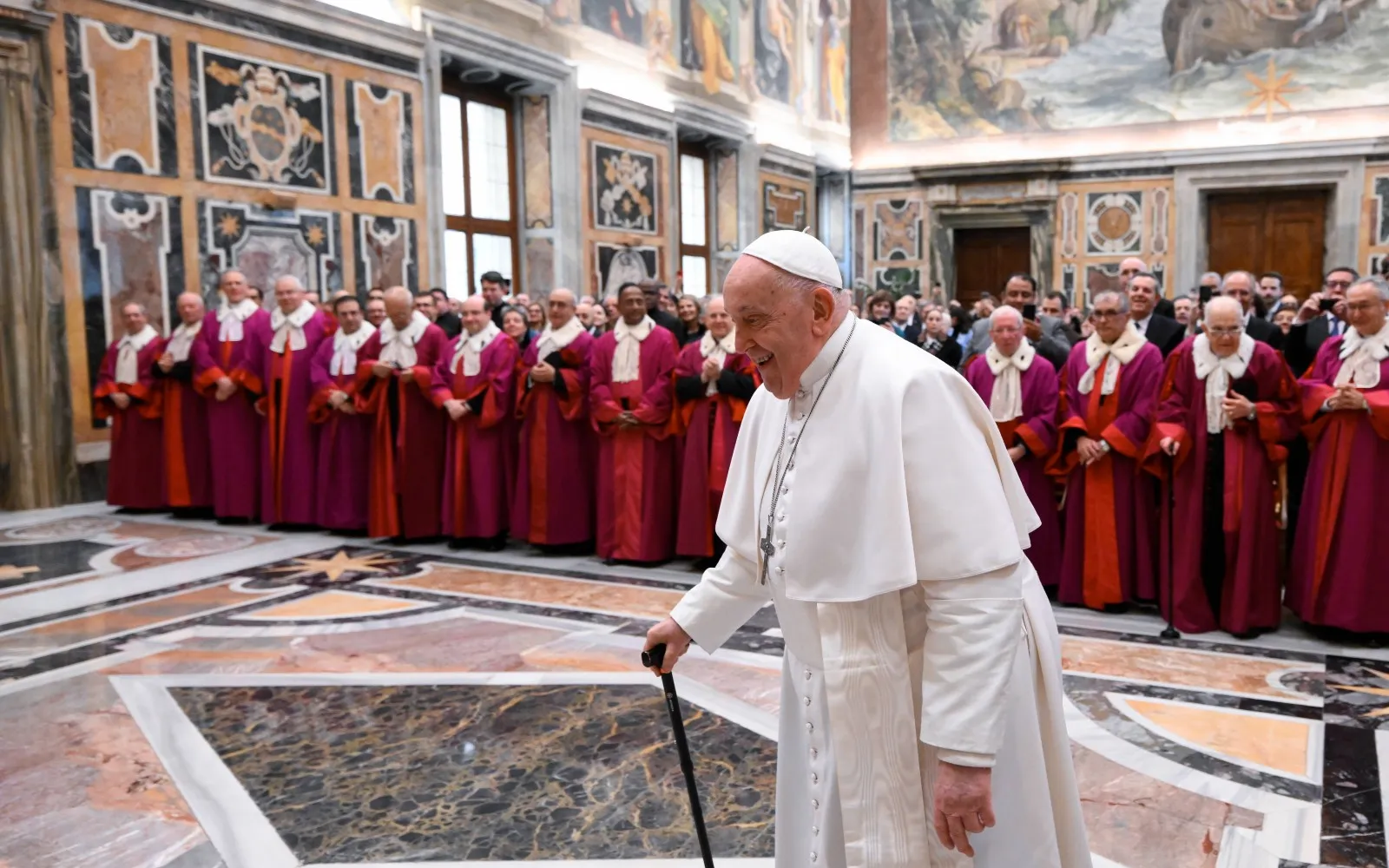 El Papa Francisco con jueces de la Rota Romana este jueves 25 de enero?w=200&h=150