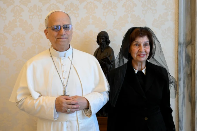 Papa León XIV con Gordana Siljanovska Davkova este 26 de mayo