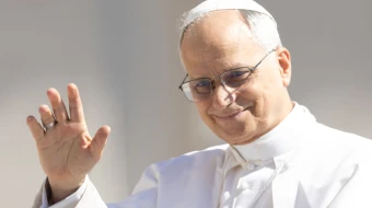 El Papa León XIV en el Vaticano.