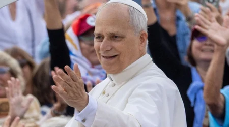 El Papa León XIV en el Vaticano.