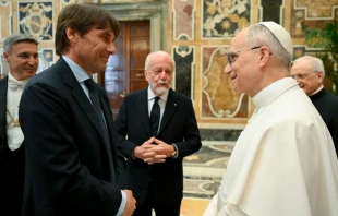El Papa León XIV recibe al equipo de fútbol del Nápoles Crédito: Vatican Media