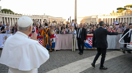 Papa, peregrinos Croacia